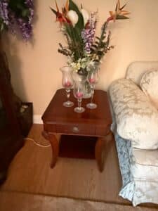 Traditional-Mahogany-End-Table