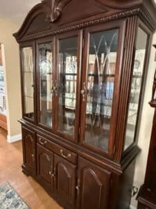 Traditional-Mahogany-Finish-China-Cabinet