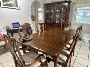 Traditional-Queen-Anne-Style-Mahogany-Dining-Set-with-China-Cabinet