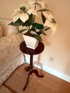 Victorian-Style-Mahogany-Pedestal-Plant-Stand-with-Faux-Poinsettia