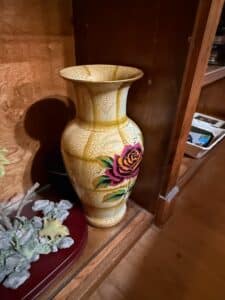Vintage-Crackle-Glaze-Rose-Vase