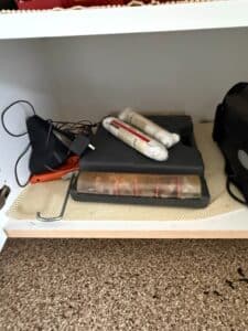 Vintage-Electric-Staple-Gun-and-Accessory-Case