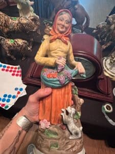 Vintage-Homco-Figurine-Elderly-Farm-Woman-with-Fruit-and-Dog