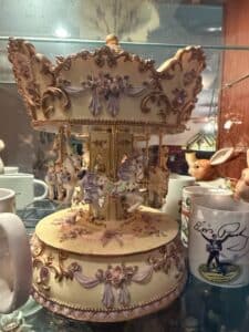 Vintage-San-Francisco-Music-Box-Company-Musical-Carousel