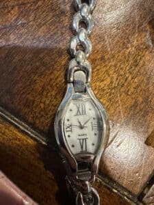 Womens-Quartz-Fashion-Wristwatch