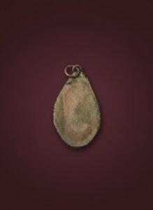 Ancient-Roman-Glass-Pendant-with-Silver-Bezel-second-image