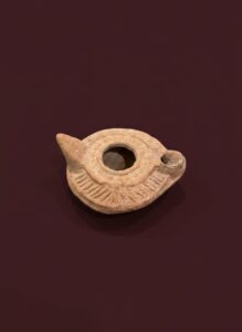 Ancient-Roman-or-Byzantine-Oil-Lamp-third-image
