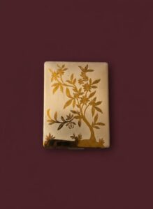 Art-Nouveau-Floral-Tree-Etched-Card-Case-by-Elgin-American