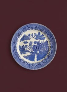 Blue-Willow-Pattern-Vitrifiled-Made-in-England-Plate