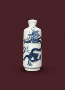 Blue-and-White-Dragon-Porcelain-Snuff-Bottle-second-image