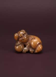 Carved-Tagua-Nut-Netsuke-Bear-Figurine-third-image