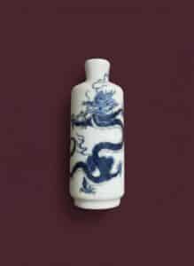 Chinese-Blue-and-White-Porcelain-Snuff-Bottle-with-Dragon-Motif-likely-Republic-Period-second-image