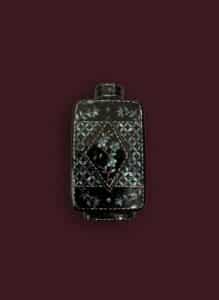 Japanese-Maki-e-Lacquer-Snuff-Bottle-third-image