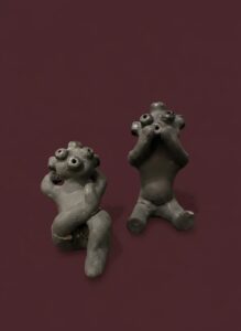 Santa-Clara-Pueblo-Mudhead-Figurines-Pair-by-Dorothy-Paul-Gutierrez
