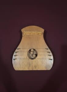 Wooden-Door-Harp