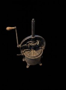 Enterprise-Enterprise-Cast-Iron-Sausage-Stuffer-or-Fruit-Press-1