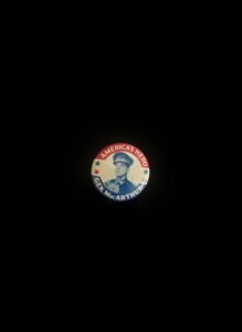 General-Douglas-MacArthur-Americas-Hero-Campaign-Button