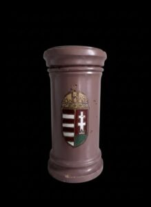 Hungarian-Coat-of-Arms-Commemorative-Wooden-Vessel