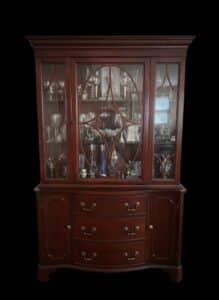 Mahogany-Breakfront-China-Cabinet-by-Thomasville