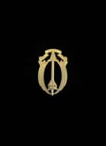 Thai-Royal-Guard-or-Kings-Guard-Badge