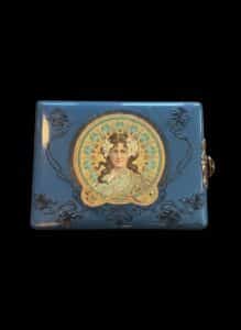 Victorian-Celluloid-and-Velvet-Photo-Album-with-Art-Nouveau-Portrait
