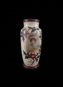 Victorian-Style-Hand-Painted-Portrait-Vase