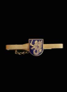 Vintage-Finnish-Heraldic-Lion-Cufflink-and-Tie-Bar-Set-second-image