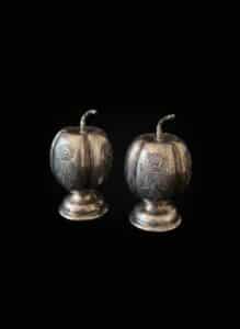 Vintage-Sterling-Silver-Pumpkin-Salt-and-Pepper-Shakers