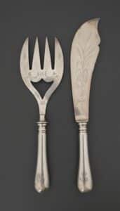 French-Art-Nouveau-Silver-Plated-Fish-Serving-Set-with-Cattail-and-Fish-Motifs-second-image