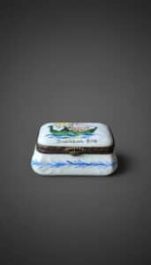 Limoges-Style-Porcelain-Trinket-Box-with-Drakkar-Motif-second-image