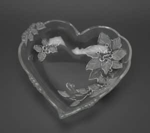 Mikasa-Holiday-Bloom-Heart-Shaped-Serving-Dish-second-image