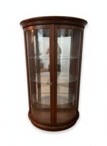 Pulaski-Furniture-Corporation-Curved-Glass-Curio-Cabinet-second-image