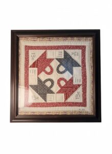 Vintage-Folk-Art-Quilt-Wall-Hanging-US-Postage-Stamp-Series