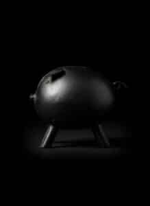 Cast-Iron-Piggy-Bank-second-image-3