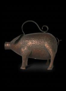 Hammered-Copper-Pig-Watering-Can-second-image-3