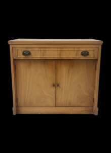 Mid-Century-Modern-Walnut-Credenza-or-Server-3