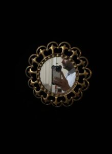 Vintage-Gold-Tone-Ornate-Wall-Mirror-3
