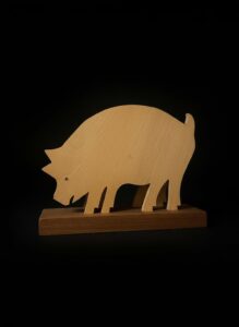 Vintage-Wooden-Pig-Silhouette-Stand-3