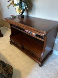 11-Apr-22-2026-04_05pm-TnVz