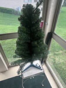 Artificial-Christmas-Tree