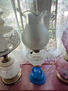 Cobalt-Blue-Hobnail-Glass-Table-Lamp-with-Frosted-Etched-Shade