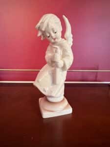 Goebel-Heavenly-Angel-Figurine-Expressions-of-Youth