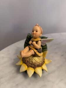 Goebel-Hummel-Figurines-Collection-second-image