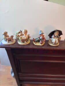 Goebel-Hummel-Figurines-Collection-sixth-image