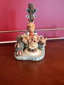 Goebel-Hummel-Pretzel-Girl-Figurine-with-Oktoberfest-Hummelscape-Base