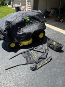 John-Deere-Riding-Lawn-Mower