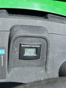 John-Deere-Riding-Lawn-Mower-second-image
