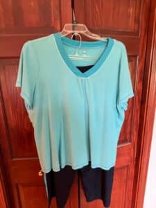 SB-Active-Woman-Plus-Size-Athletic-Top-and-Pants-Set