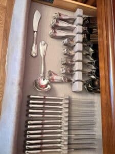 TOWLE-London-Shell-Stainless-Steel-Flatware-Set