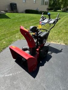 Toro-Power-Max-OE-Snow-Blower